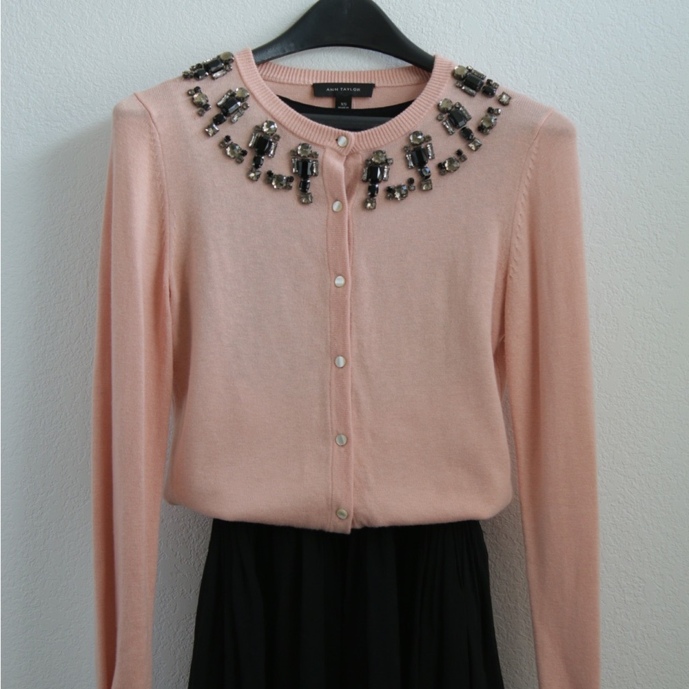 Ann Taylor Beaded Sweater Sz: XS
